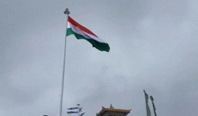 Arunachal Pradesh CM Pema Khandu hoisted the 104 feet high tricolor