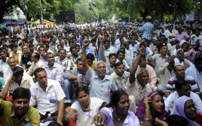 Outrage over reservation in Dehradun, GEN and OBC employees protest at parade ground
