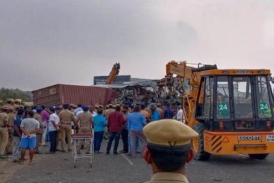 20 people killed in horrific road accident, lorry and bus collision in Tamil Nadu