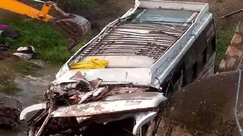 Dangerous accident on Khandwa-Baroda highway, many dead