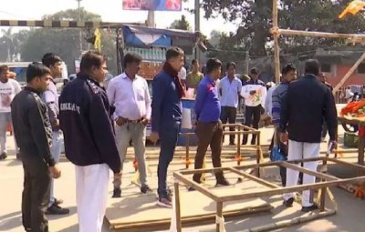 Uproar over BJP's Ganga Aarti in Bengal, Kolkata Police opens stage