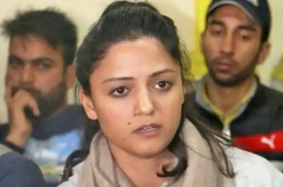 Ex-JNU student Shehla Rashid to face trial, father Abdul has already called her a 'traitor'