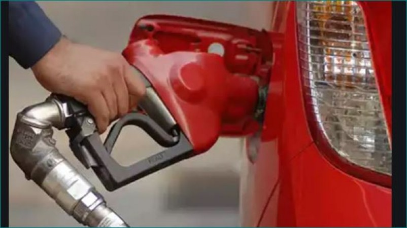 Petrol prices rising in Maharashtra