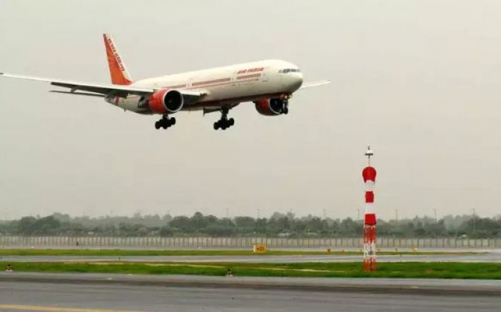 दिल्ली में पानी की कमी से धंस रही जमीन, IGI एयरपोर्ट पर मंडराया सबसे बड़ा ख़तरा - स्टडी