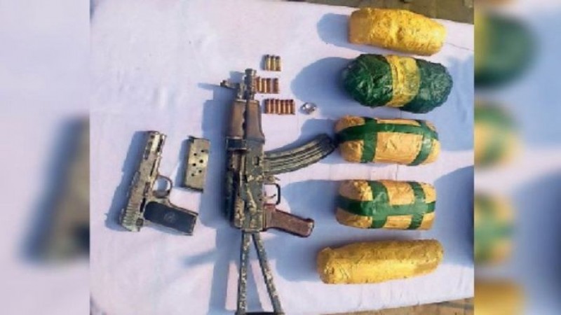 Punjab police seized drugs and weapons sent by Pakistan in Amritsar