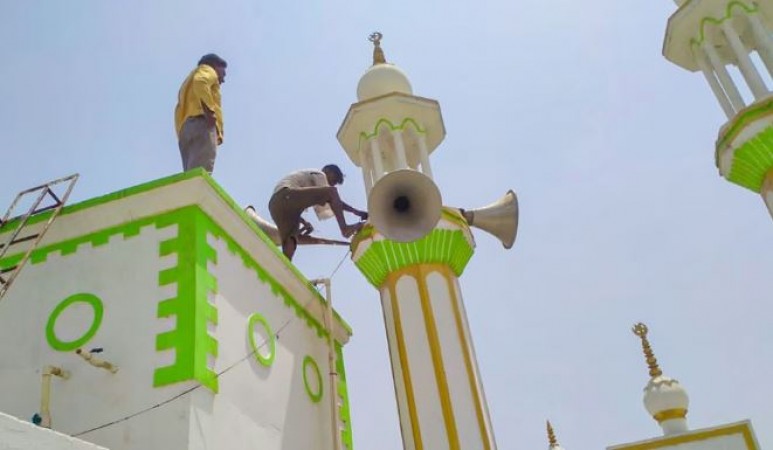 भारत और नेपाल की बॉर्डर पर तेजी से बढ़ रहा मस्जिद और मदरसे का निर्माण