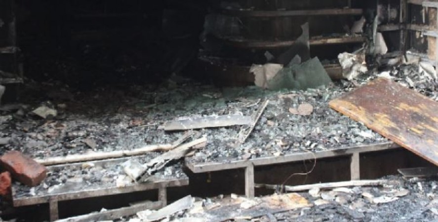 दर्दनाक हादसा: लीकेज सिलेंडर से लगी आग, मचे हड़कंप में हुईं मौते