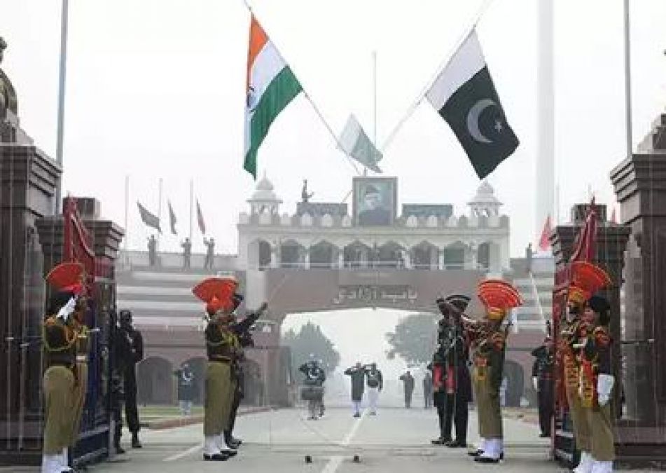 200 Hindu families from Pakistan reach India, grand reception on Wagah border