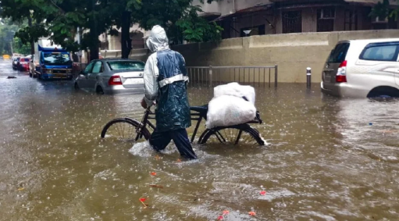 भारी बारिश के कारण बिहार में मचा कहर, 4 दिन में 35 लोगों की हुई मौत