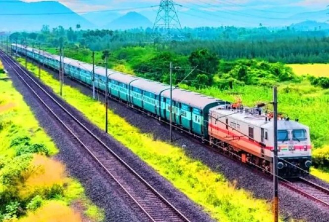 चार धाम यात्रा के लिए इंडियन रेलवे ने शुरू की स्पेशल ट्रेन, इतना होगा किराया