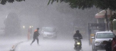 Heavy rain warning in these states, Gujarat submerged in water