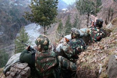 Jammu and Kashmir: Pakistan breaks ceasefire in Nowshera sector, Indian soldier martyred