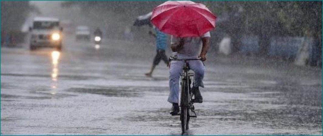 Delhi Weather: MET department issues orange alert due to heavy rain on Sunday