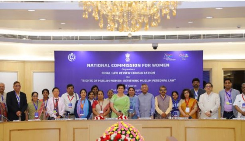 'महिलाओं के लिए चुनौती खड़ी करता है मुस्लिम पर्सनल लॉ..' UCC पर चर्चा के बाद महिला आयोग का बयान