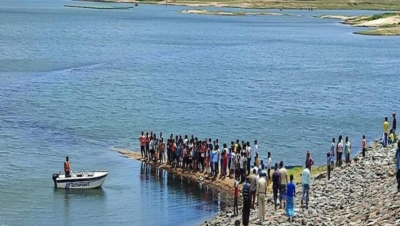 कोडरमा में पलटी नाव, एक ही परिवार के 8 लोगों की गई जान