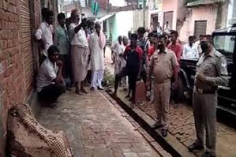 Thrown woman in Gangahar after gang rape in Meerut, Uttar Pradesh