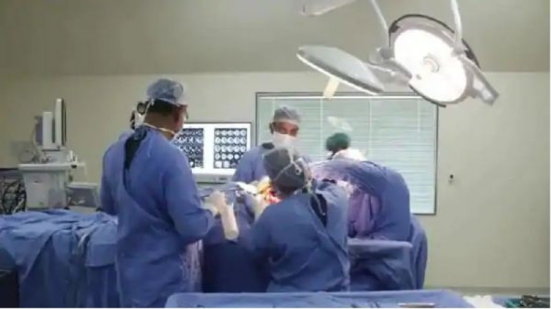 Patient reciting 'Hanuman Chalisa,' doctors in AIIMS perform brain surgery, operation...