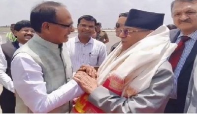 नेपाल के PM को CM शिवराज ने दी विदाई, दिल्ली के लिए हुए रवाना