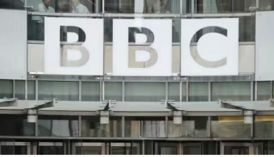 BBC ने कम टैक्स भरने की बात कबूली, 40 करोड़ जमा करने को तैयार ! आयकर के सर्वे को बताया गया था 'मीडिया पर हमला'