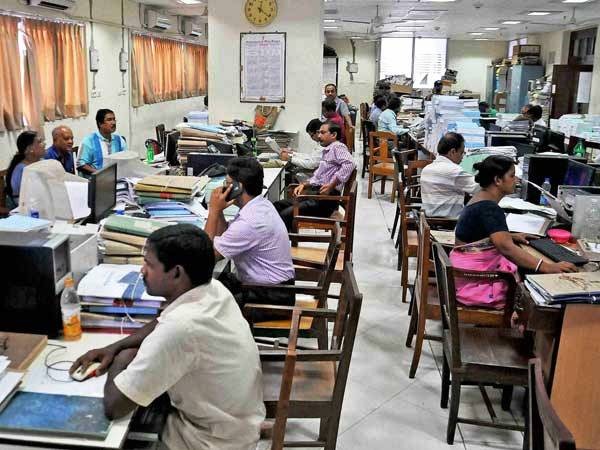Punjab: Employees will come on alternate days in government offices