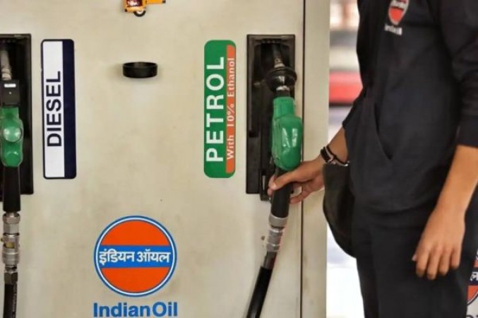 Amidst rising petrol and diesel prices, know what is the whole truth of viral SMS