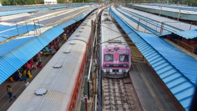 झारखंड में दर्दनाक हादसा, रेलवे ट्रैक पार करते समय ट्रेन से कटकर 3 की मौत