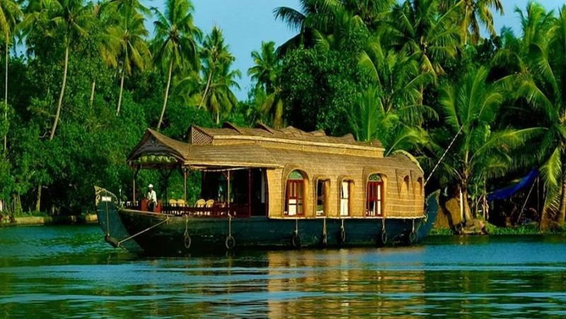 You are planning to visit Kerala, so IRCTC has come up with a great plan..., see full details.