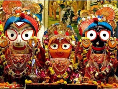 Snana Yatra 2021: Lord Jagannath bathed with 108 pots of water without devotees
