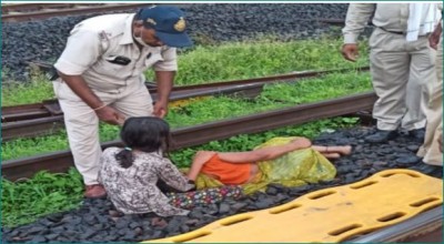 MP: Eight year old girl saves mother from being hit by train