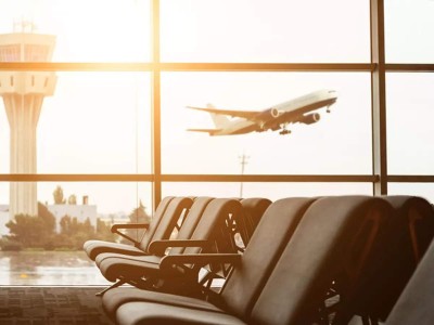 इंदौर एयरपोर्ट पर अब यात्रियों को खुद नहीं करने पड़ेंगे अपने बैग स्कैन, शुरू होने जा रही नई सुविधा