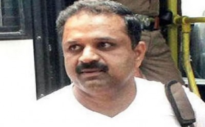 SC grants bail to former PM Rajiv Gandhi's murderer Perarivalan