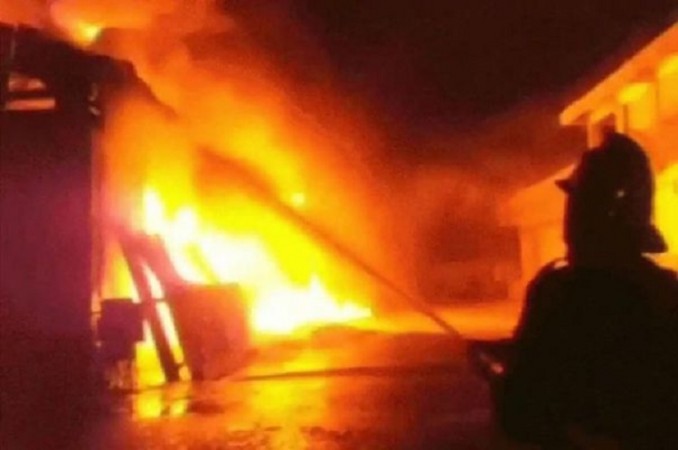Bihar: Fire engulfs Bihar, scorching 5 people of same family