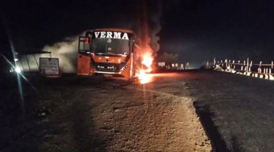 The bus was going to Hyderabad carrying more than 3 dozen passengers, suddenly there was a fierce fire and then...