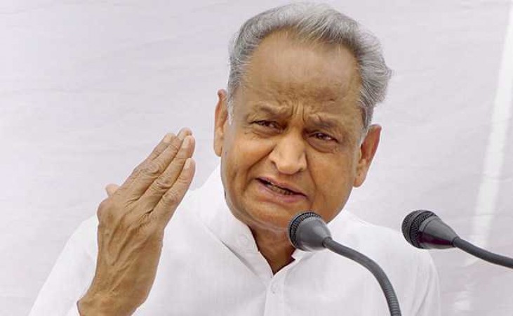 ''PM Modi is the first PM who does not respond to CM letters'': Ashok Gehlot