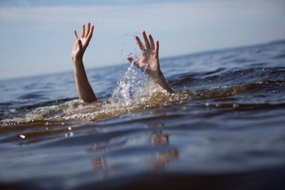 Two people drowned in Yamuna river, dead body missing