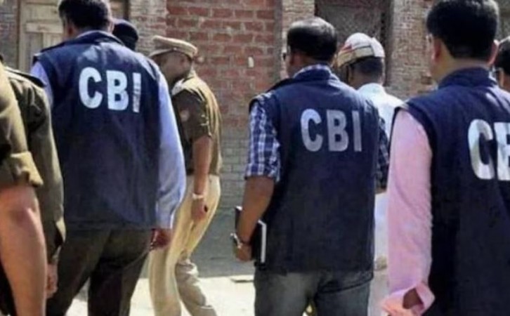 शराब घोटाला: दिल्ली से AAP कार्यकर्ता चरणप्रीत सिंह गिरफ्तार, CBI को मिली दो दिनों की हिरासत