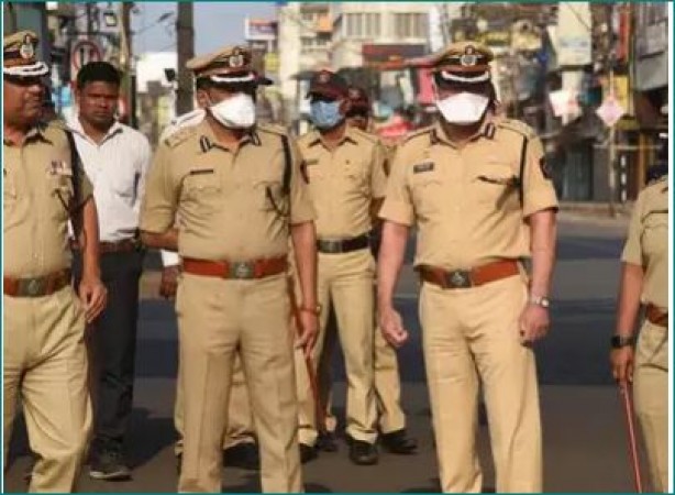 महाराष्ट्र :कोरोना से एक और पुलिसकर्मी की मौत, अब तक 13 गँवा चुके हैं जान