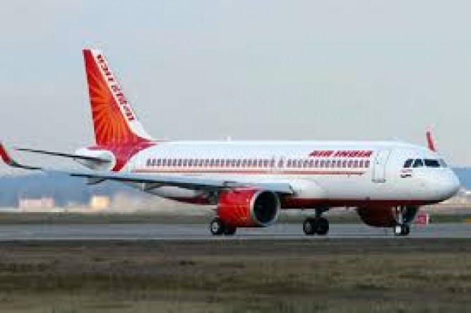 एयर इंडिया की फ्लाइट्स में 10 दिन बाद से नहीं होगी मिडिल सीट की बुकिंग- सुप्रीम कोर्ट