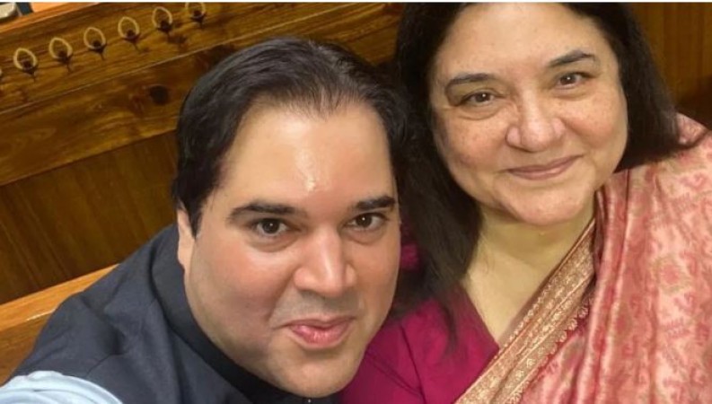 Varun Gandhi took a selfie with mother Maneka in the new Parliament House