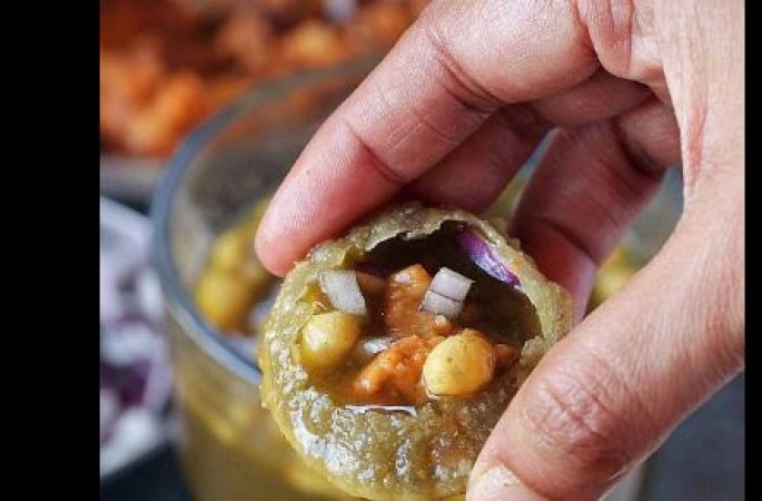 MP: Pani Puri became poison! Health of 150 people deteriorated after consuming it