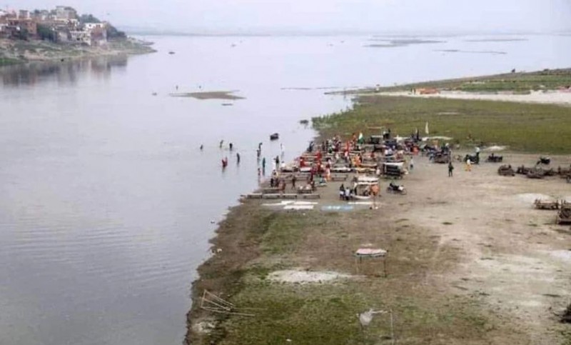 Plea in supreme court over dead bodies found in Ganga-Yamuna river amid corona crisis