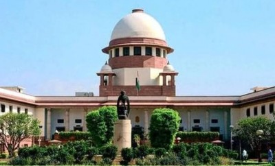 SC refuses to interfere in Delhi's petition against new excise policy