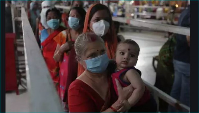 Coronavirus INDIA: बीते 24 घंटों में सामने आए 38617 नए केस, 474 लोगों की मौत