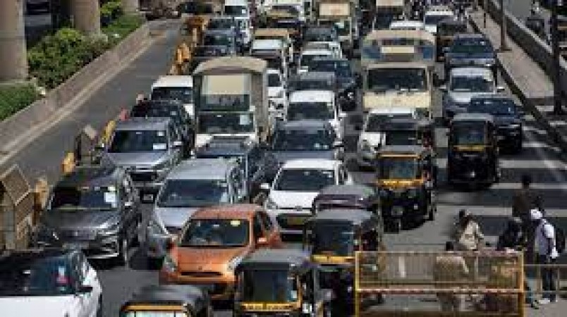 Big Decision! Delhi govt bans plying of 10-year old diesel