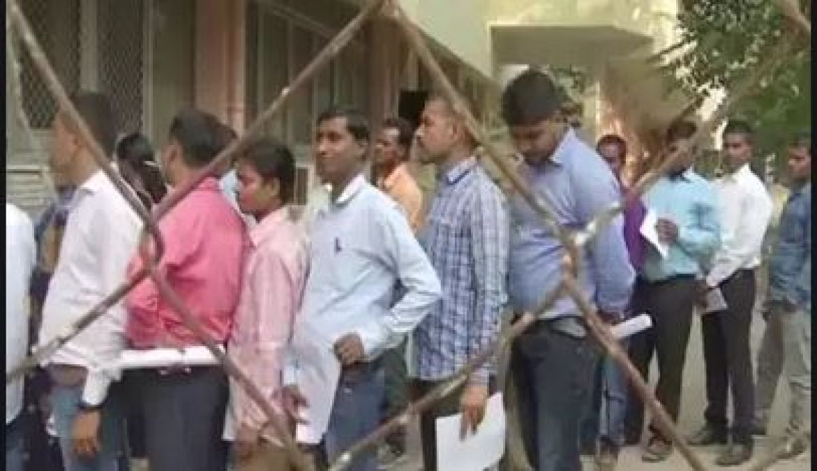 Bihar: An interview is being held in 10 seconds, Congress alleges corruption in selection process