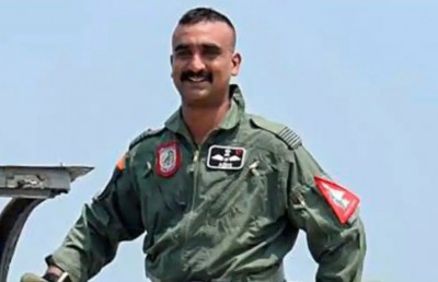 President gave 'Vir Chakra' honor to 'Abhinandan' who shot down Pakistan's F-16 fighter jet