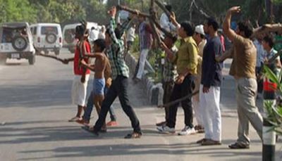 Student and local people clashes in Bihar's Polytechnic College