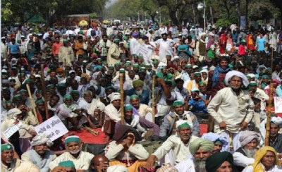 CPI warns government over attack on farmers, took out to street for protest