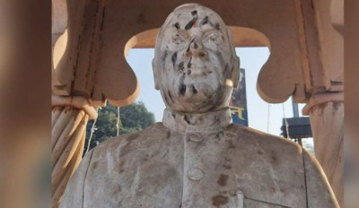 Ex-PM Rajiv Gandhi's statue defaced in Varanasi; Congress cleaned with milk