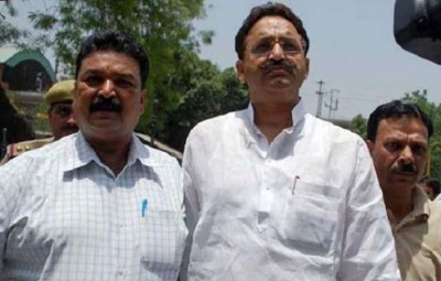 Police take strict action against Mukhtar Ansari and associates, cancels license